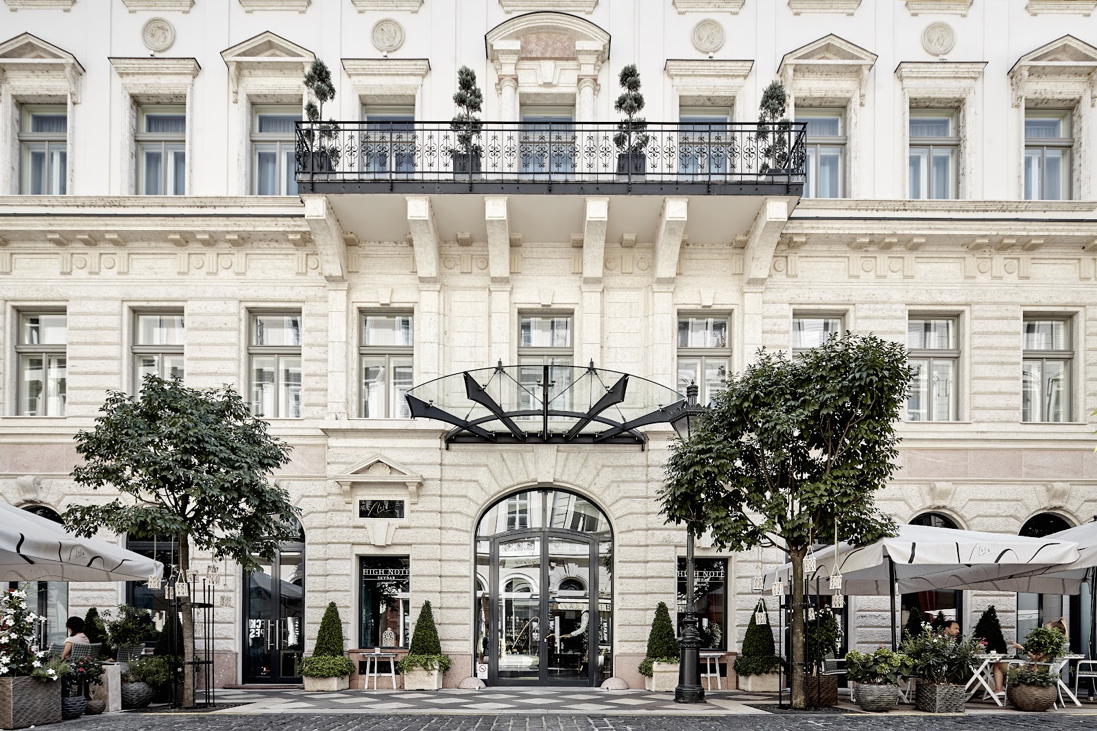 Aria Hotel Budapest by Library Hotel Collection