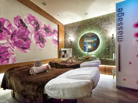 Aria Hotel Budapest by Library Hotel Collection